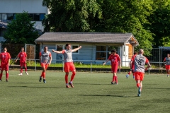 Pfingstmontag-gegen-Mauer-8